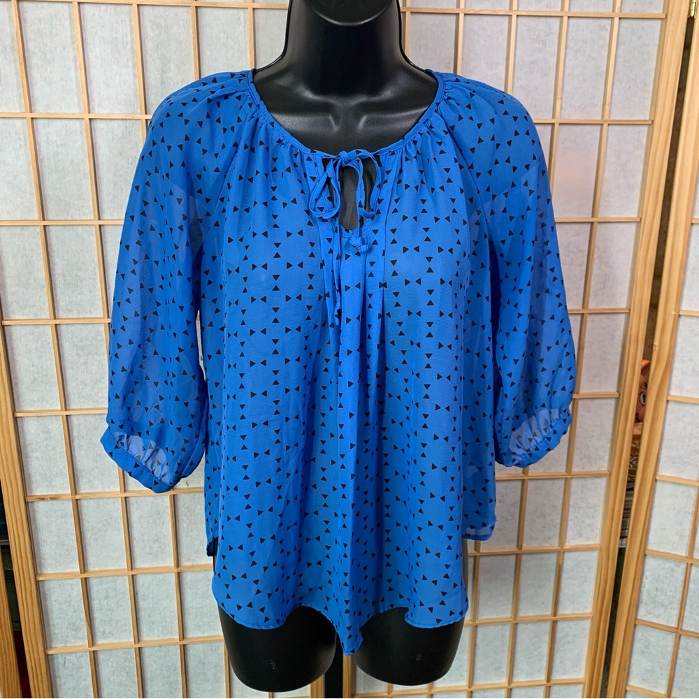 IZ Byer Lightweight Triangle Print Blouse